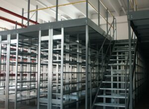 Korrusladu laoriiulitel - Image 3