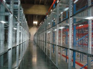 Korrusladu laoriiulitel läbi korruse - Image 3