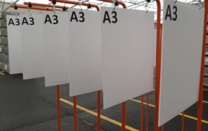 Mobiilne laoasukoha infotabloo süsteem magnetmärkidega