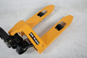 Käsikahveltõstuk 2500 kg, kahvlid 650 mm, I41632 - Image 6