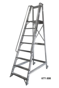 Стремянка 8-ступенчатая, высота платформы 2000 мм, SKKTT308