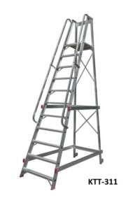 Стремянка 11-ступенчатая, высота платформы 2790 мм, SKKTT311