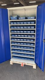 Tööriistakapp 1990x950x500 mm laokarpidega, RAL7038/5002, 73 tk