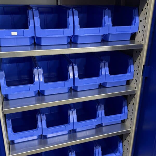 Metallkapp tööriistadele 1850x920x460 mm, PRAMH4000 ja kastid LF322 20 tk